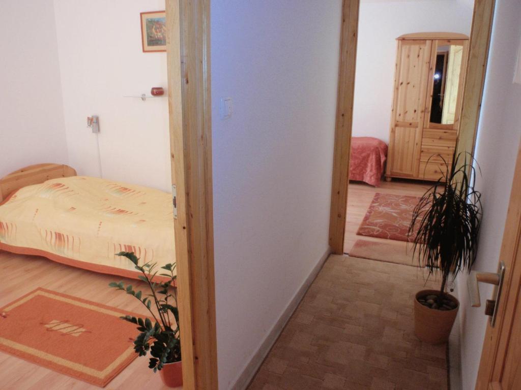 Centrum Apartmanhaz Pécs Kamer foto